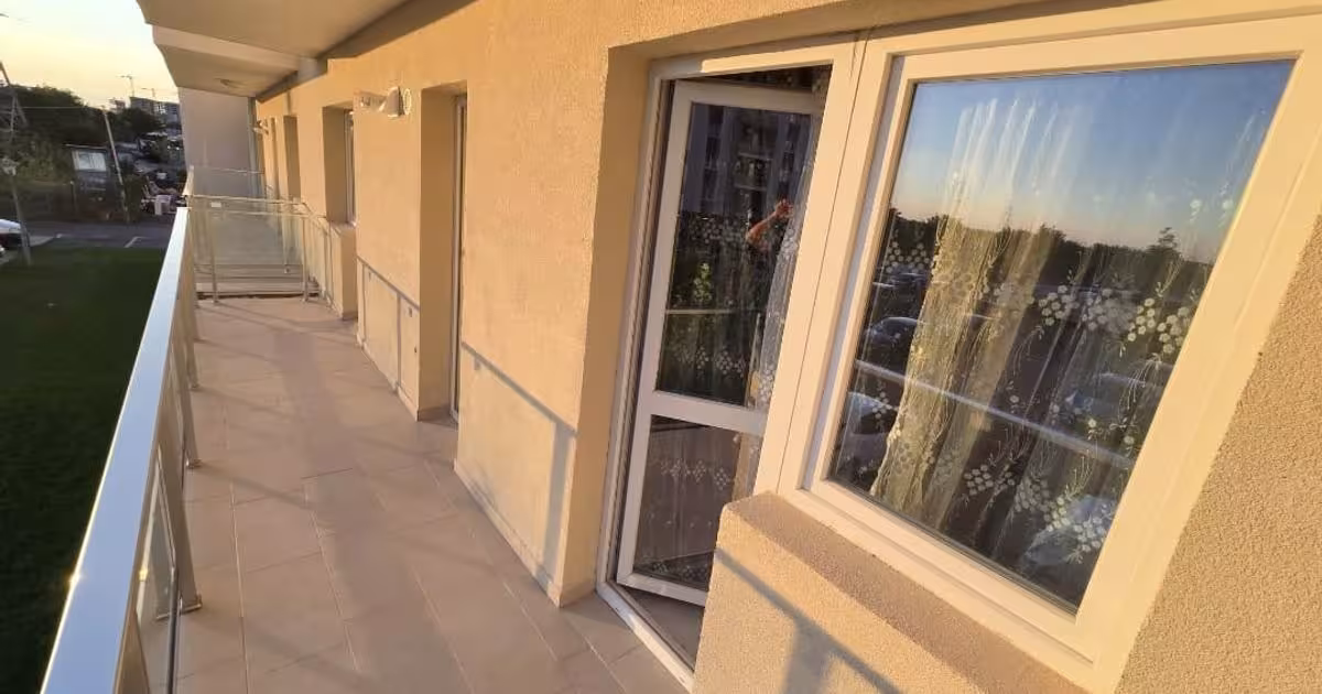 Apartament 64 mp cu 2 camere în zona Apărătorii Patriei, Sector 4