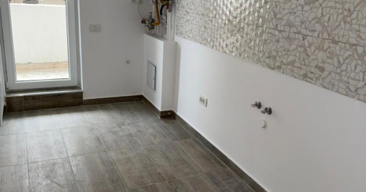 Apartament decomandat cu 2 camere în zona Berceni, Sector 4