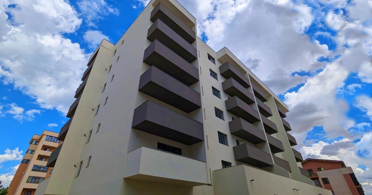 Apartament decomandat cu 3 camere în zona Berceni, Sector 4