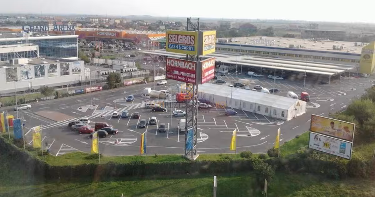 Apartament decomandat cu 4 camere în zona Berceni, Sector 4