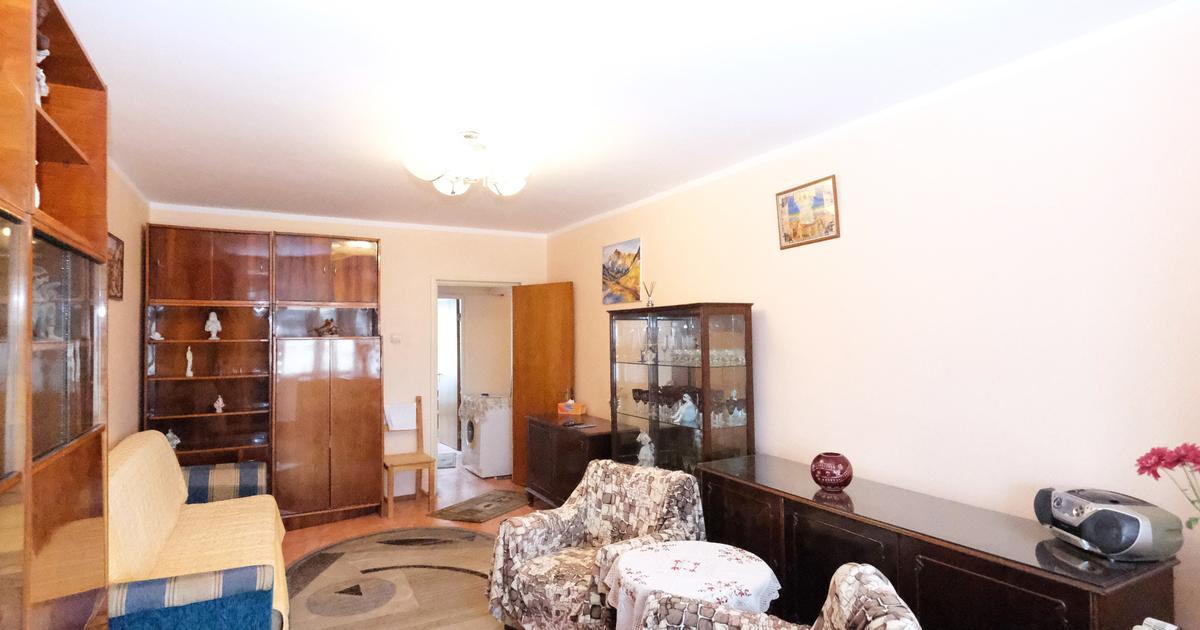 Apartament decomandat cu 3 camere în zona Tineretului, Sector 4