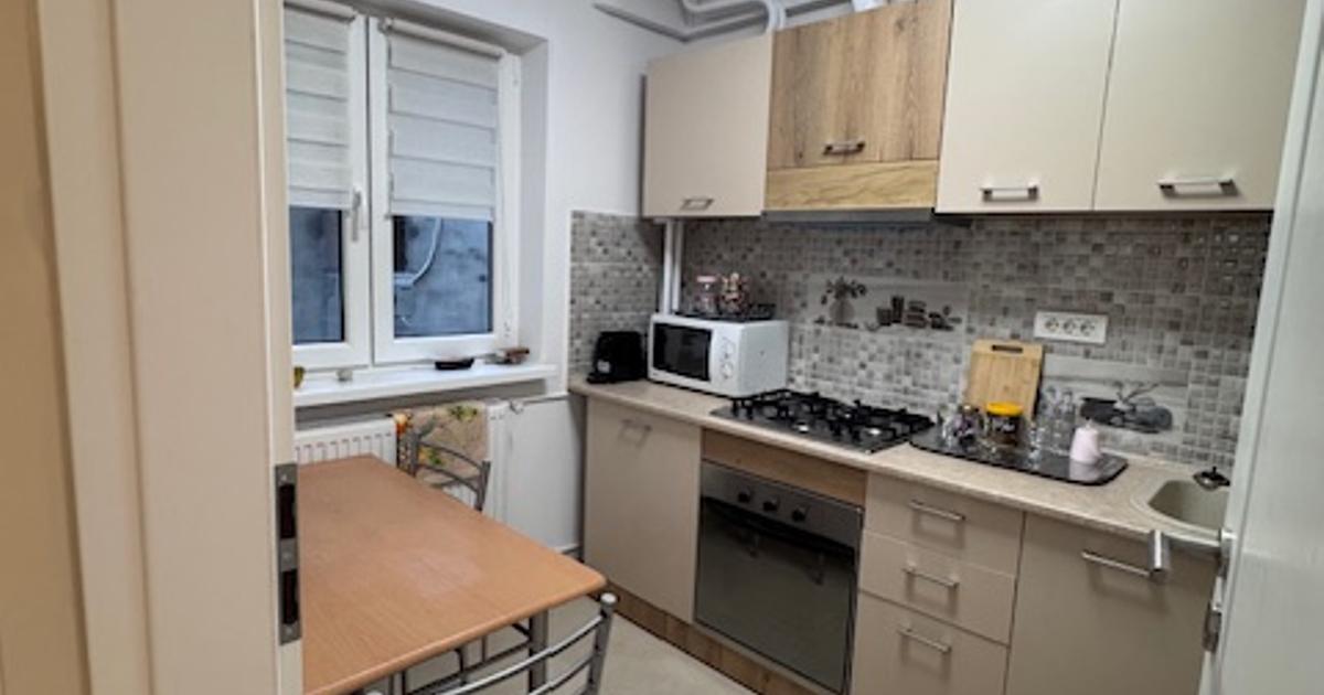 Apartament decomandat cu 3 camere în zona Drumul Taberei, Sector 6