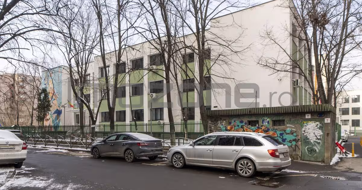 Apartament decomandat cu 2 camere în zona Lujerului, Sector 6