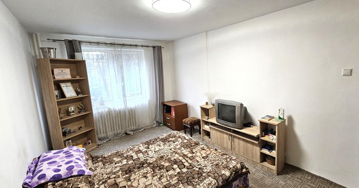 Apartament decomandat cu 3 camere în zona Lujerului, Sector 6