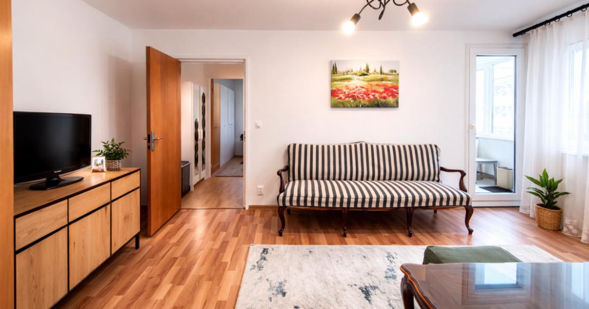 Apartament semidecomandat cu 2 camere în zona Militari, Sector 6