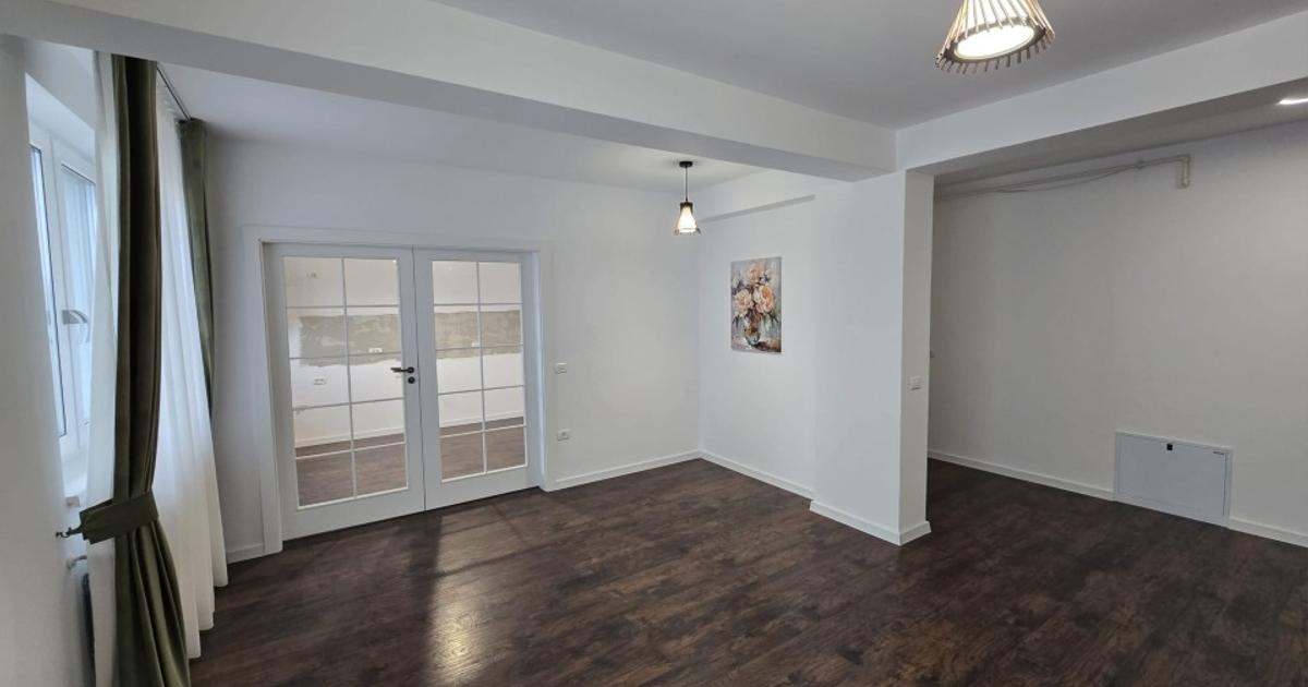 Apartament decomandat cu 3 camere în Șelimbăr