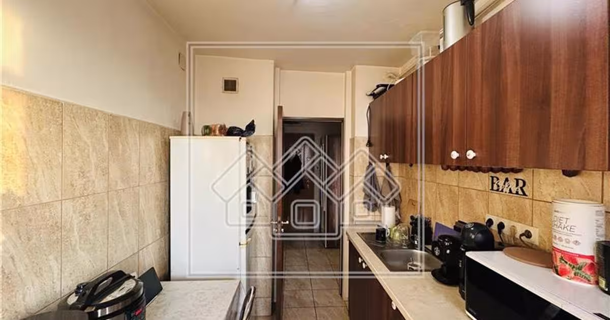 Apartament decomandat cu 3 camere în zona Aeroport, Sibiu