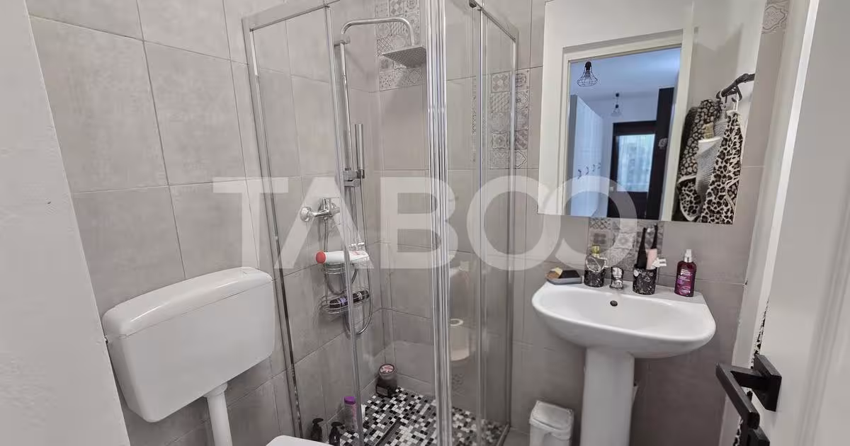 Apartament decomandat cu 3 camere în zona Lupeni, Sibiu