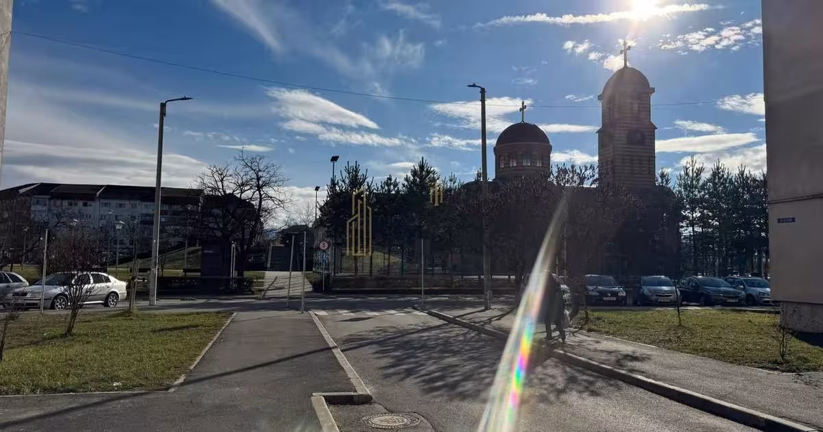 Apartament decomandat cu 3 camere în zona Ștrand, Sibiu