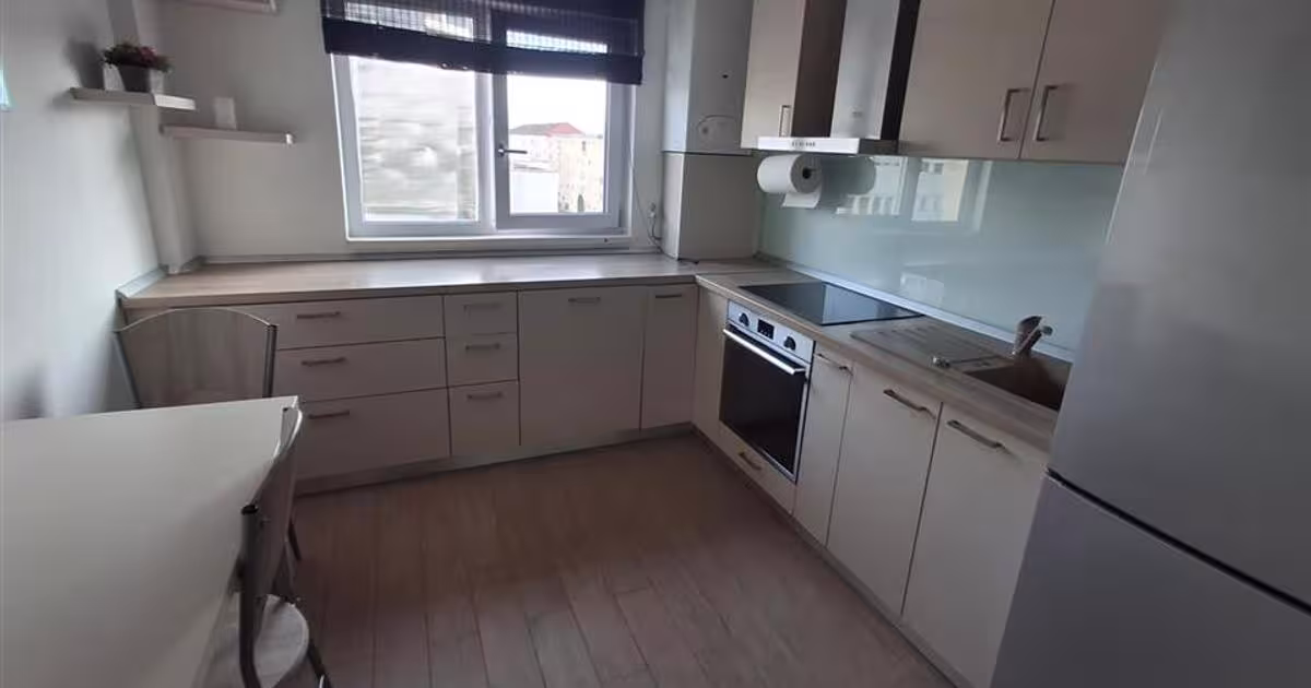 Apartament decomandat cu 3 camere în zona Sub Arini, Sibiu