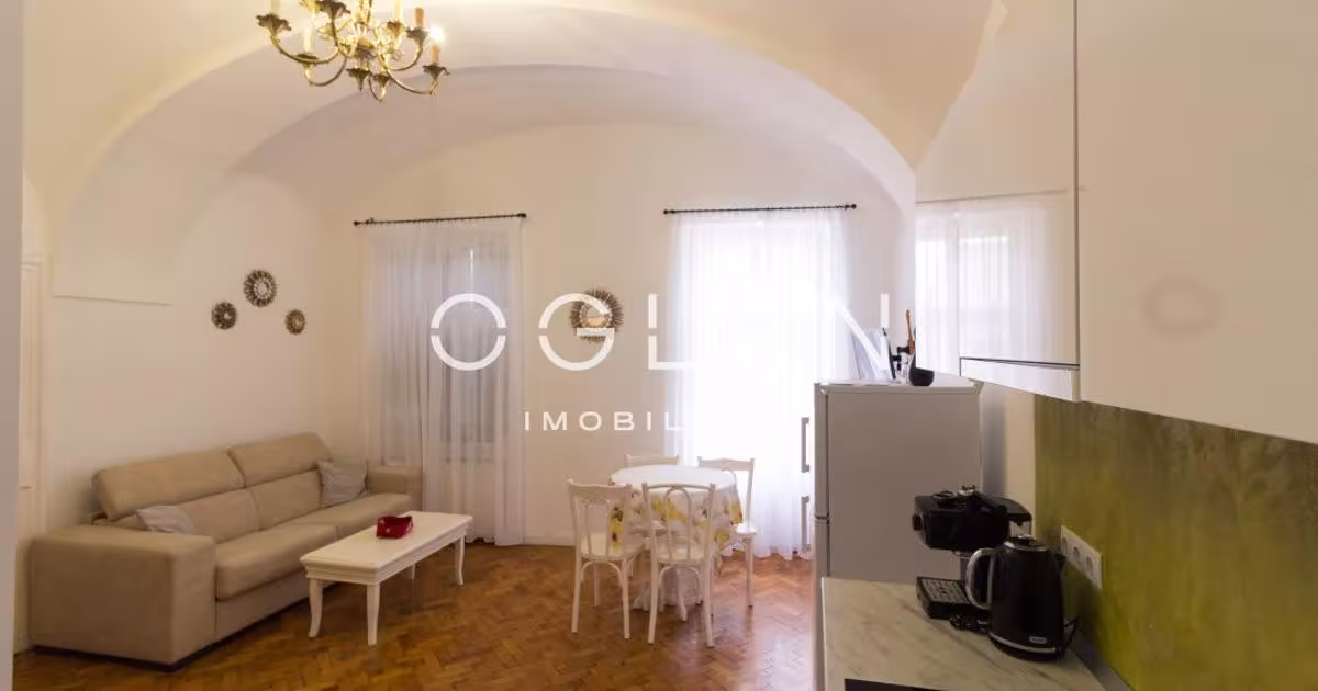 Apartament decomandat cu 2 camere în zona Ultracentral, Sibiu