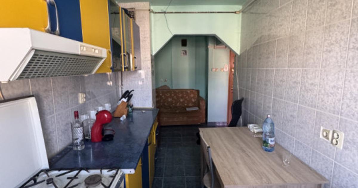 Apartament decomandat cu 2 camere în zona Central, Simeria