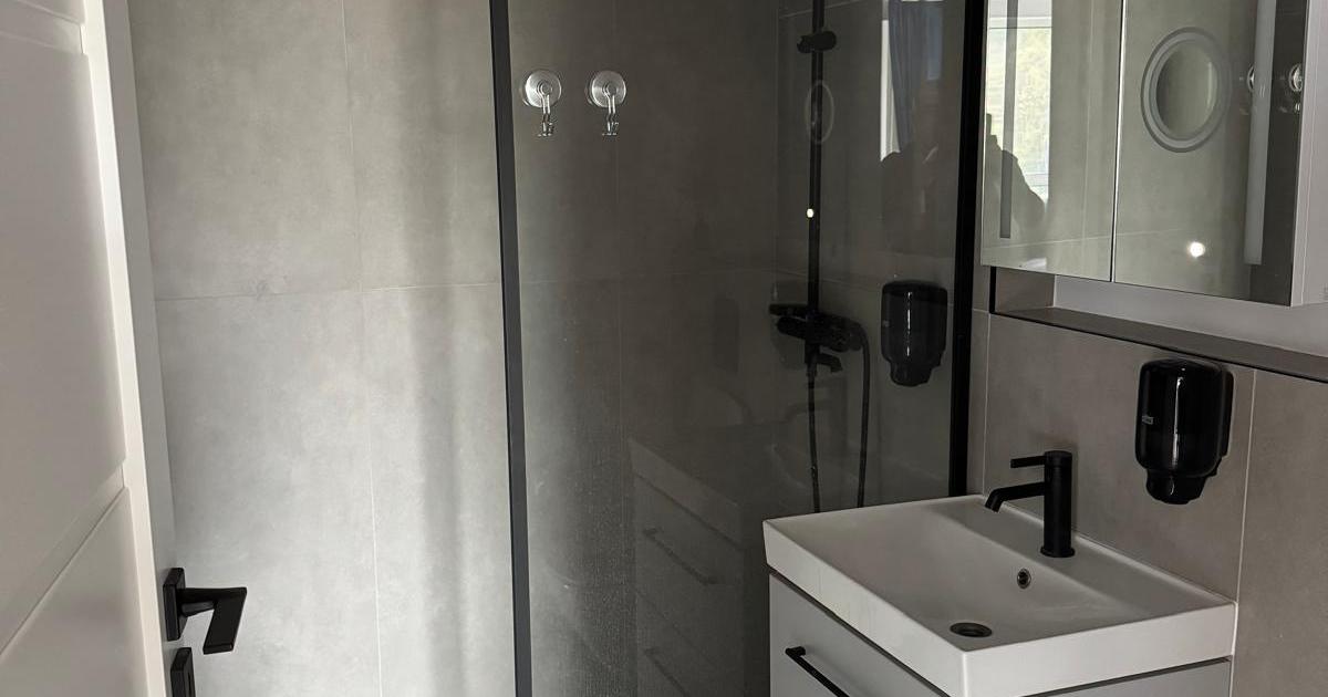 Apartament decomandat cu 2 camere în zona Platoul Izvor, Sinaia