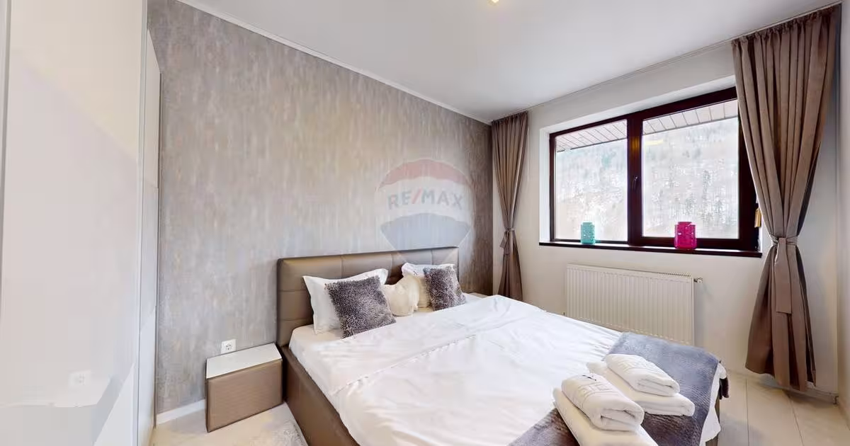 Apartament semidecomandat cu 3 camere în zona Platoul Izvor, Sinaia