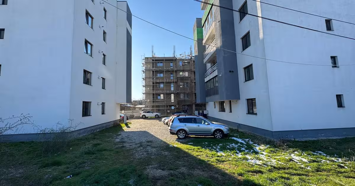 Apartament 44 mp cu 2 camere în zona Central, Slatina