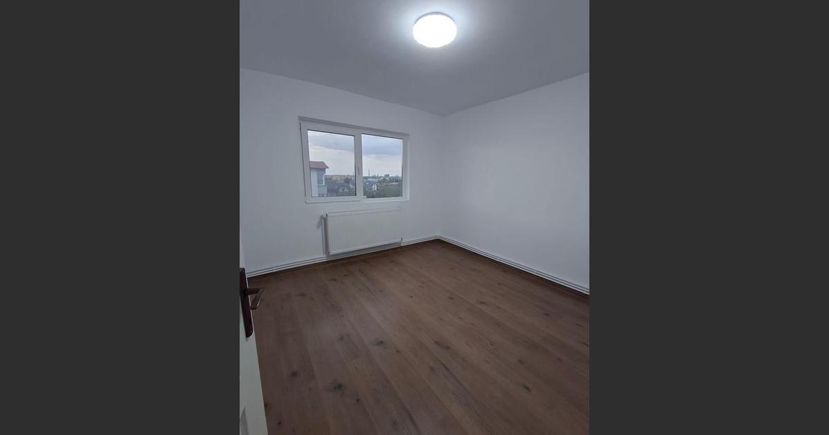 Apartament decomandat cu 2 camere în zona Central, Slatina