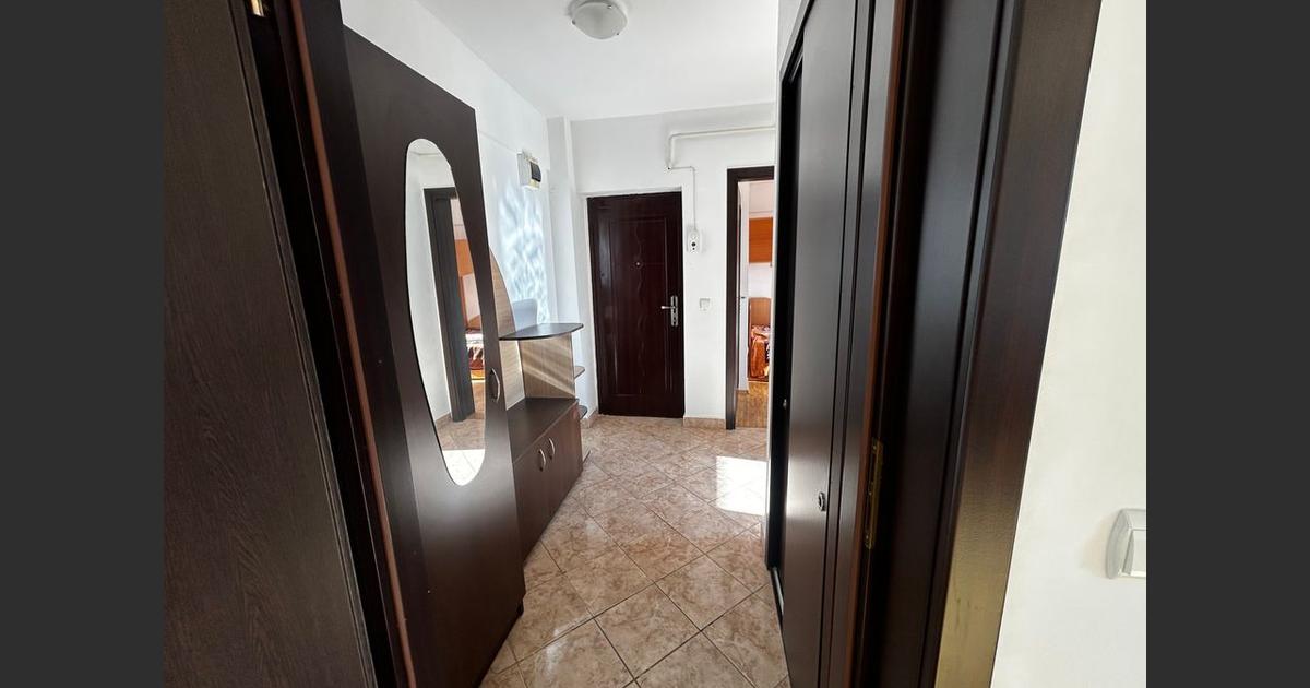 Apartament decomandat cu 3 camere în zona Crișan, Slatina
