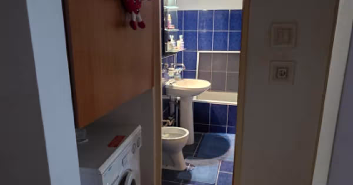 Apartament decomandat cu 3 camere în zona Pieții, Slobozia