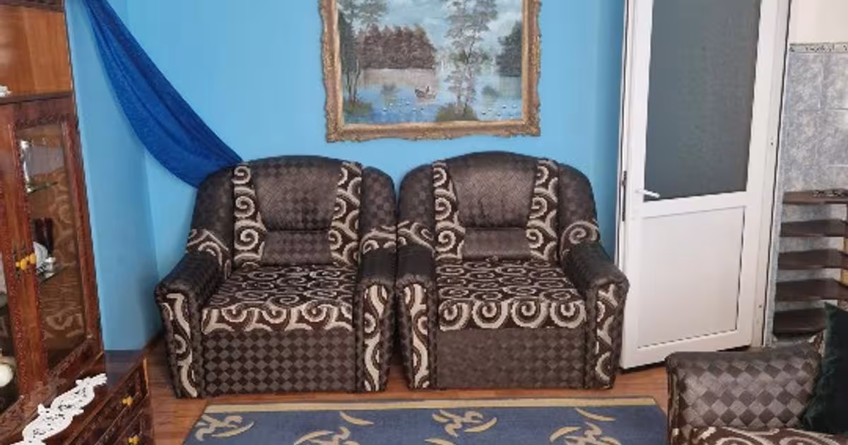 Apartament semidecomandat cu 3 camere în zona Sud-Vest, Slobozia
