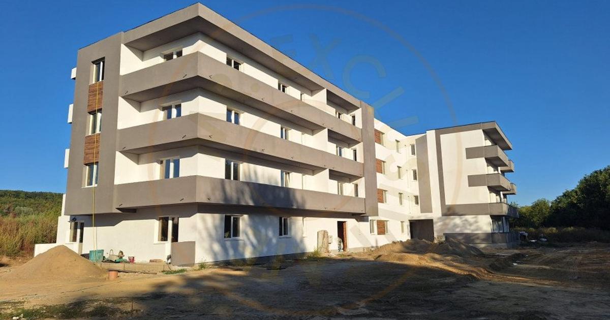 Apartament decomandat cu 2 camere în Ștefănești