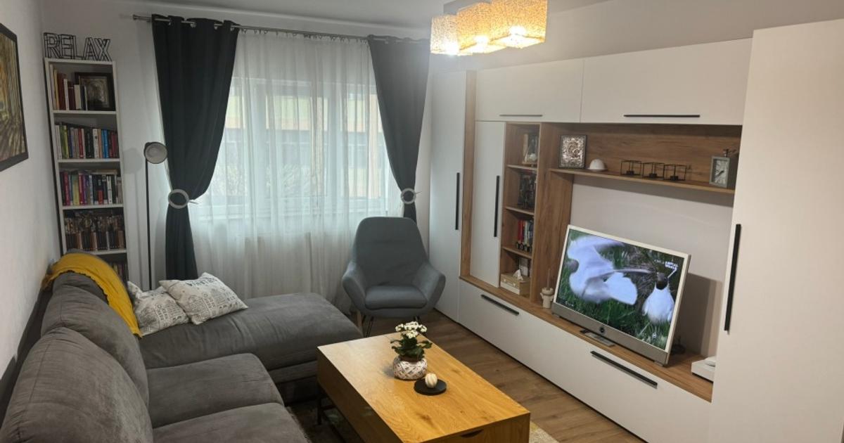 Apartament semidecomandat cu 3 camere în zona Burdujeni, Suceava