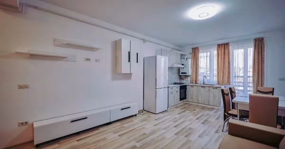 Apartament semidecomandat cu 2 camere în zona Central, Suceava