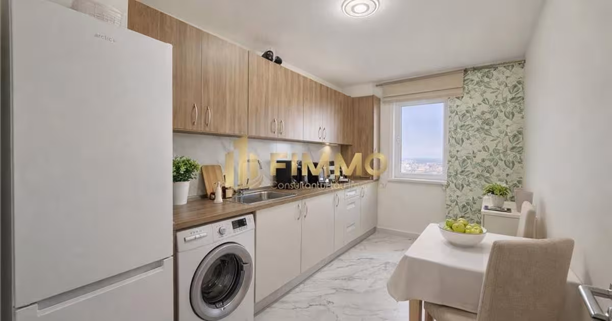 Apartament decomandat cu 2 camere în zona Periferie, Suceava