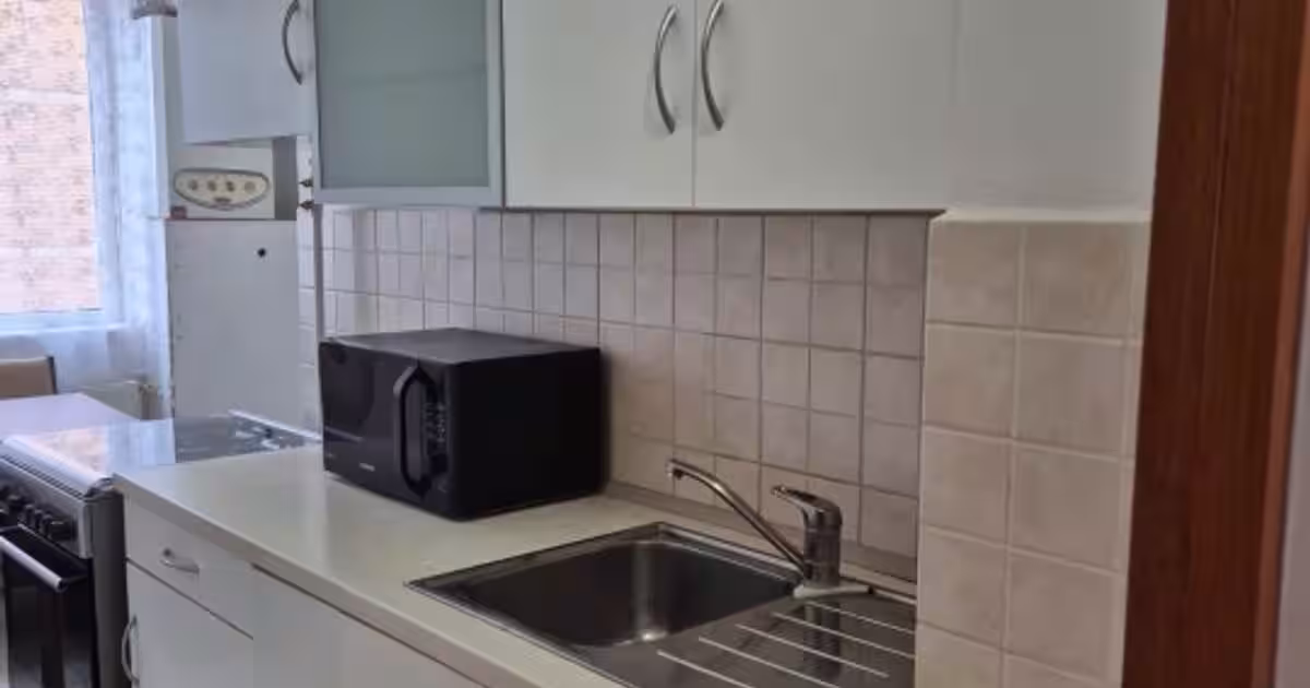 Apartament decomandat cu 3 camere în zona Central, Târgoviște