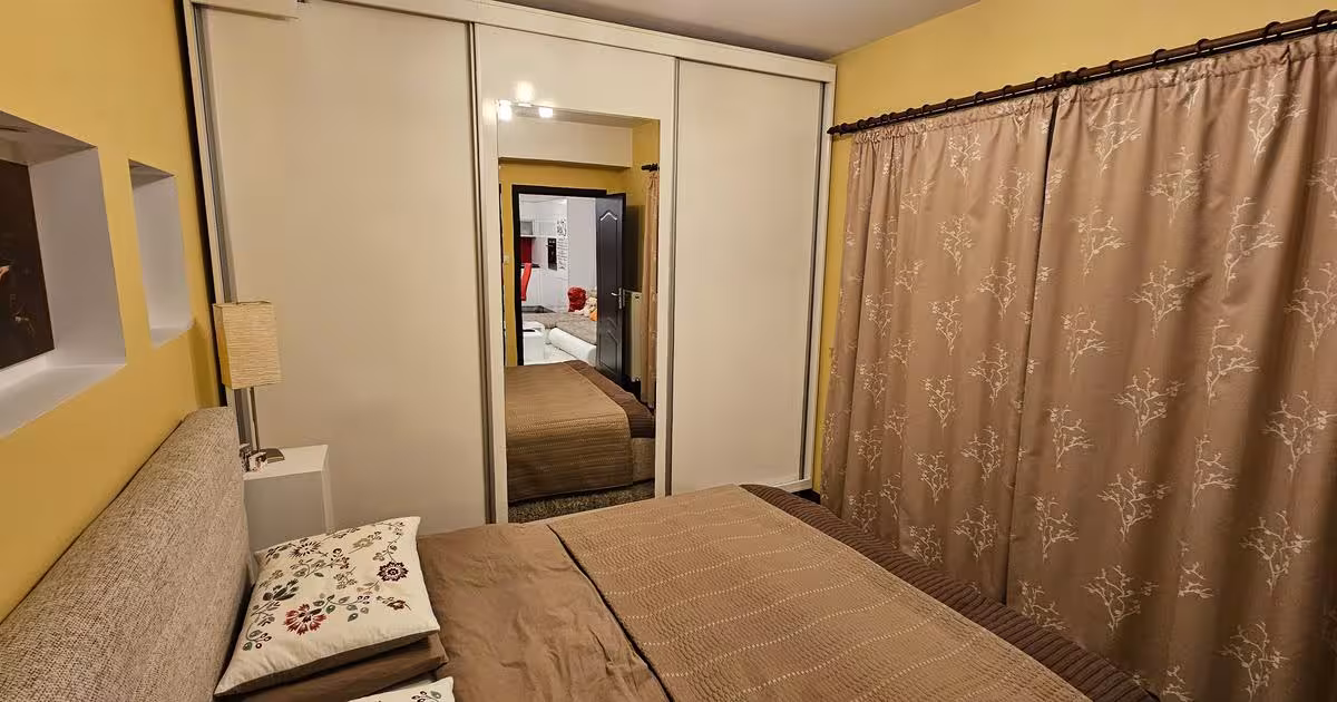 Apartament semidecomandat cu 2 camere în zona Cetate, Târgoviște