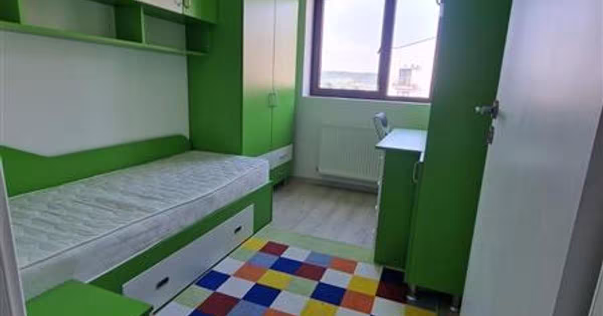 Apartament decomandat cu 3 camere în zona Exterior Est, Târgoviște