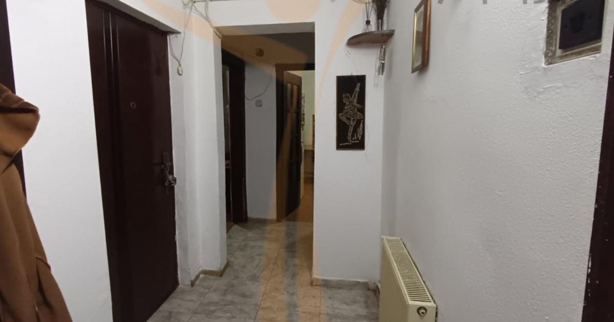 Apartament decomandat cu 3 camere în zona Micro 11, Târgoviște