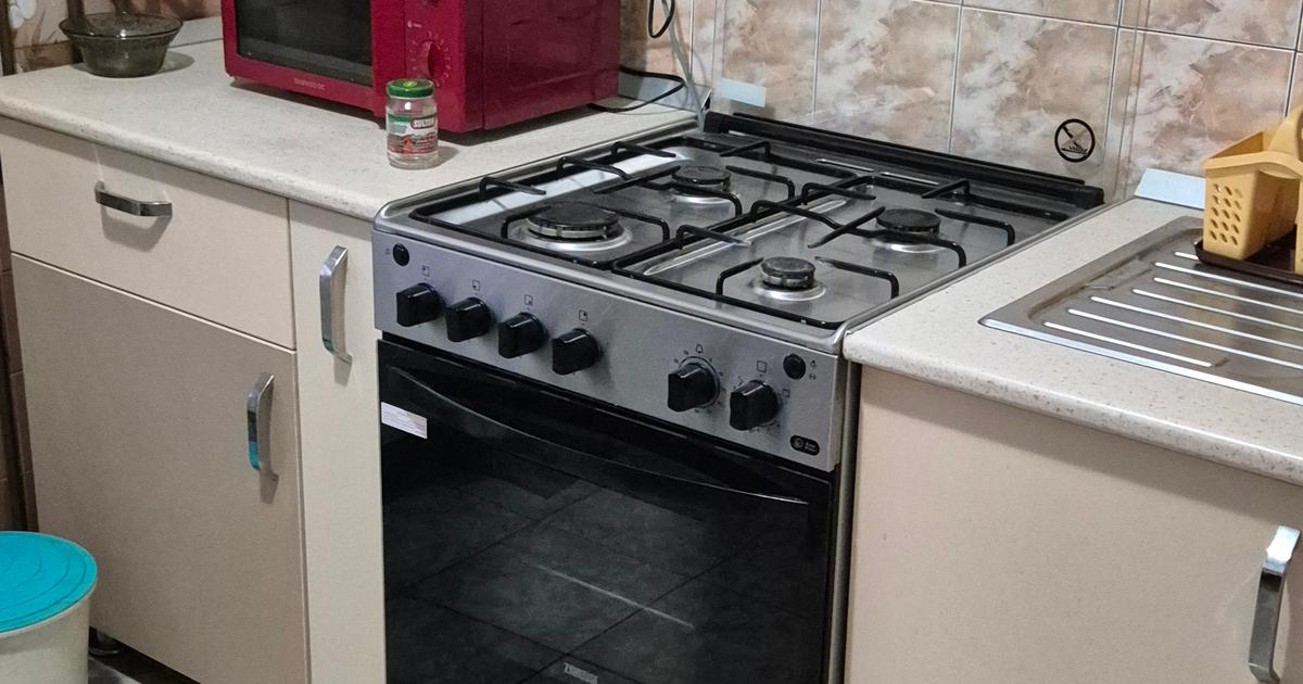 Apartament decomandat cu 2 camere în zona Micro 12, Târgoviște