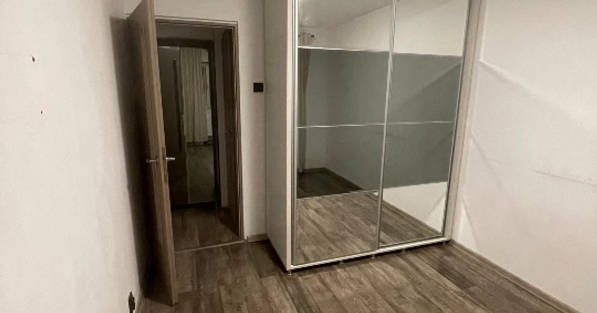 Apartament decomandat cu 3 camere în zona Micro 4, Târgoviște