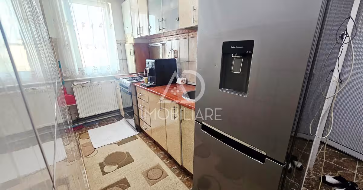 Apartament semidecomandat cu 3 camere în zona 9 Mai, Târgu Jiu
