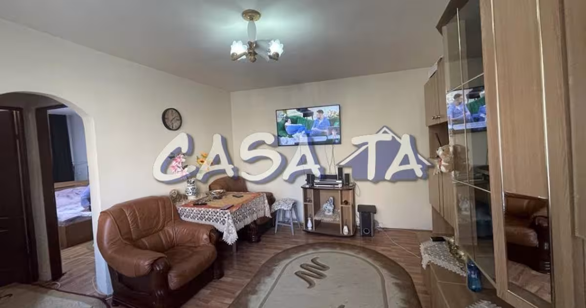 Apartament semidecomandat cu 3 camere în zona Plopilor, Târgu Jiu