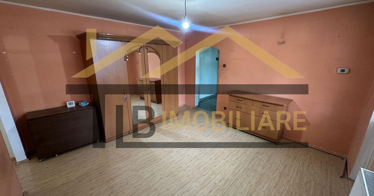 Apartament semidecomandat cu 3 camere în zona Tudor, Târgu Mureș