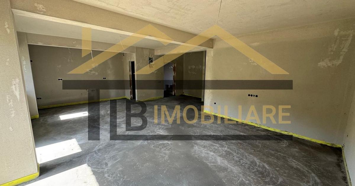 Apartament semidecomandat cu 3 camere în zona Unirii, Târgu Mureș