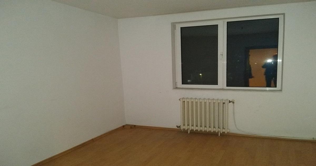Apartament 68.78 mp cu 3 camere în Târgu Neamț