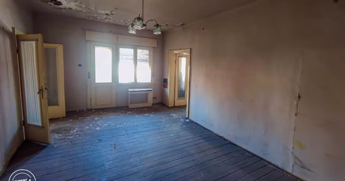 Apartament semidecomandat cu 2 camere în zona Central, Târgu Secuiesc