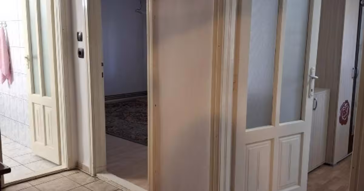 Apartament decomandat cu 3 camere în zona Fabric, Timișoara