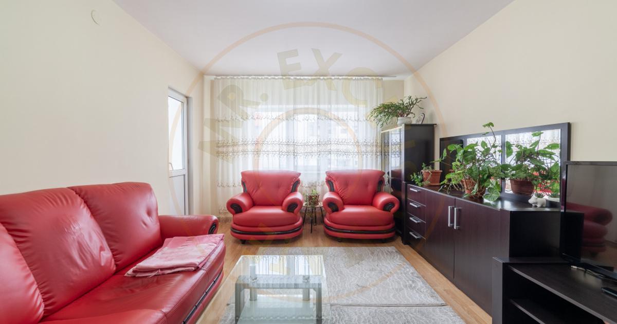 Apartament decomandat cu 3 camere în zona Central, Topoloveni