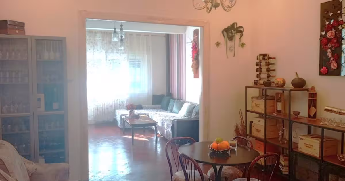 Apartament decomandat cu 3 camere în zona P-ța Victoriei, Ultracentral