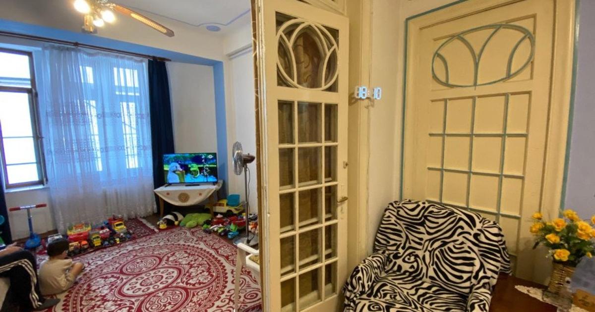 Apartament semidecomandat cu 5 camere în zona Universitate, Ultracentral