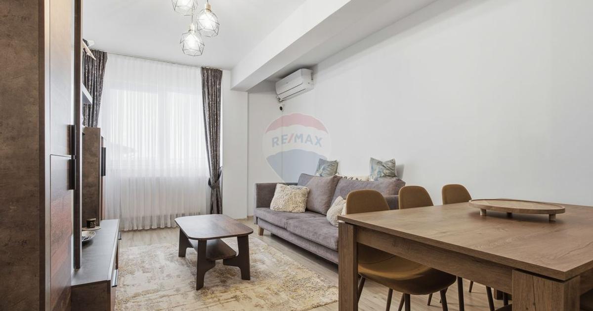 Apartament decomandat cu 3 camere în Valea Lupului