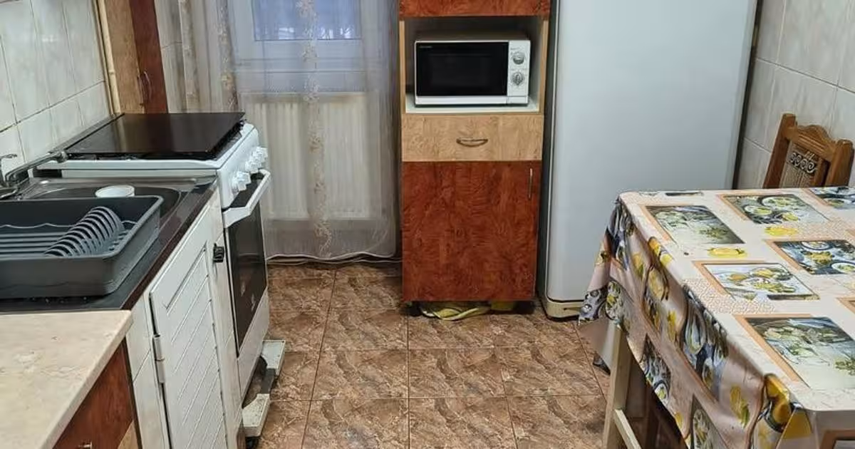 Apartament decomandat cu 4 camere în zona Central, Vaslui