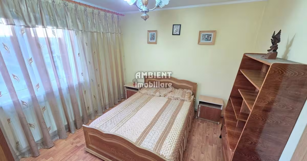 Apartament semidecomandat cu 3 camere în zona Donici, Vaslui