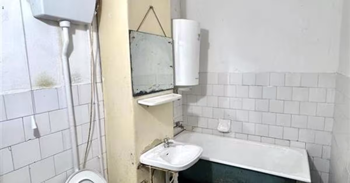 Apartament decomandat cu 4 camere în Voivozi (Popești)