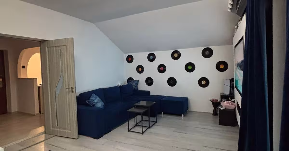 Apartament semidecomandat cu 2 camere în zona Central, Zalău