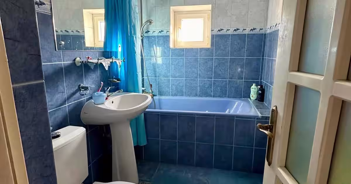 Apartament bl nou 100mp +3.21 teren -mobilat utilat 148.000eur neg