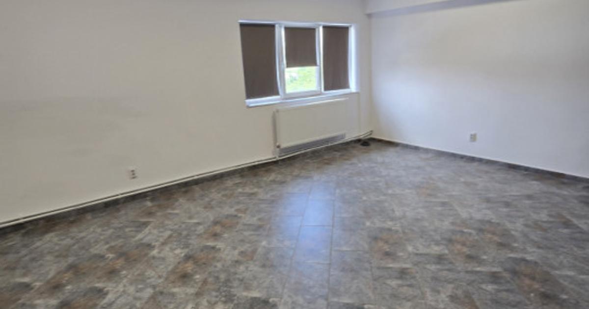 Birou 169 mp în zona CFR, Bacău